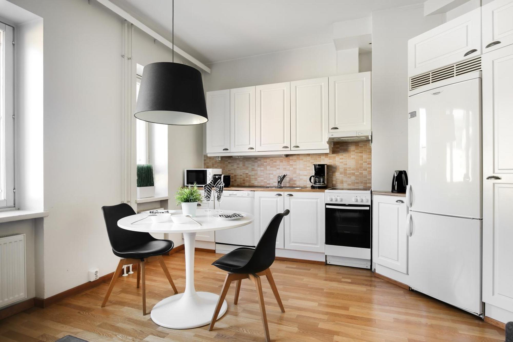 Kotimaailma Apartments Kamppi - Spacious 1Br Helsinki Esterno foto